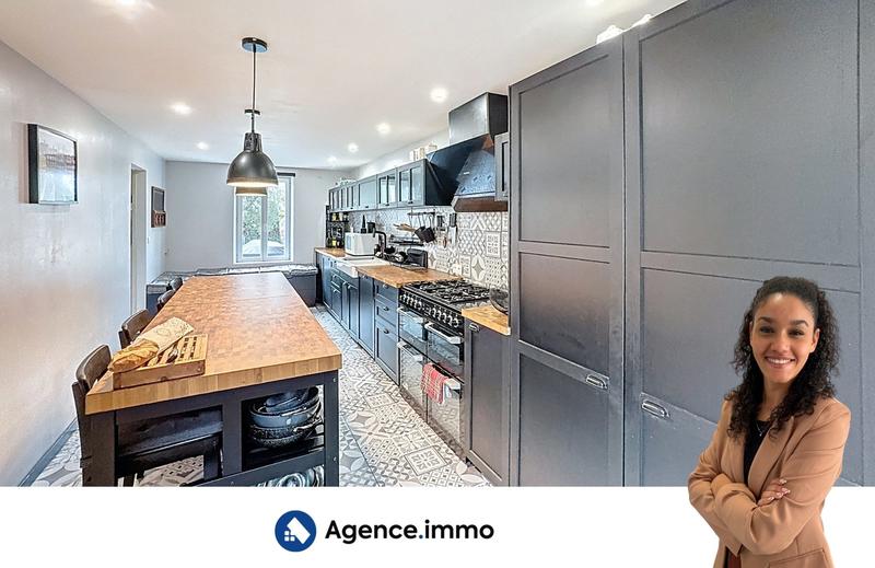 Maison - 217 m² - 8 pièces