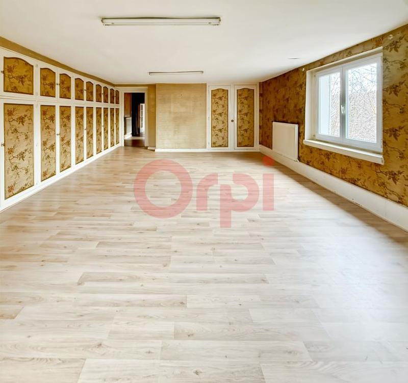 Appartement - 168 m² - 6 pièces