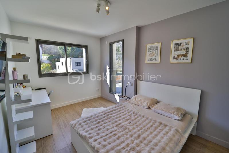 Maison - 153 m² - 6 pièces