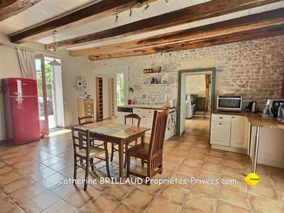 Maison - 171 m² - 7 pièces