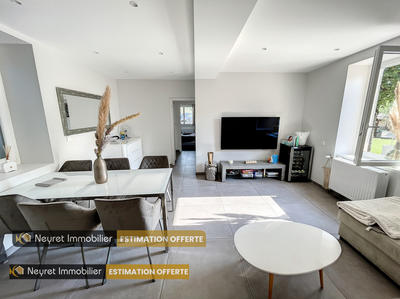 Maison - 100 m² - 5 pièces