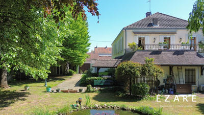 Maison - 353 m² - 11 pièces