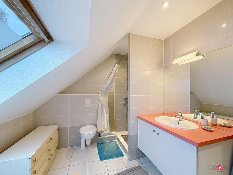 Maison - 101 m² - 5 pièces