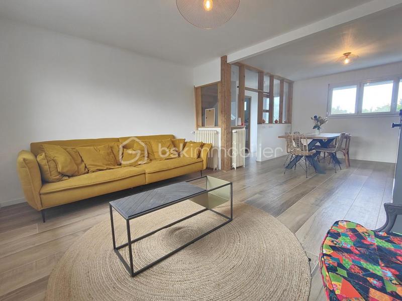 Maison - 95 m² - 5 pièces