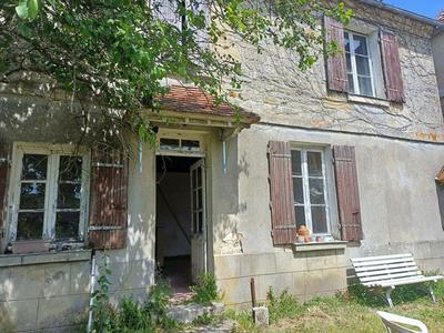 Maison - 120 m² - 6 pièces