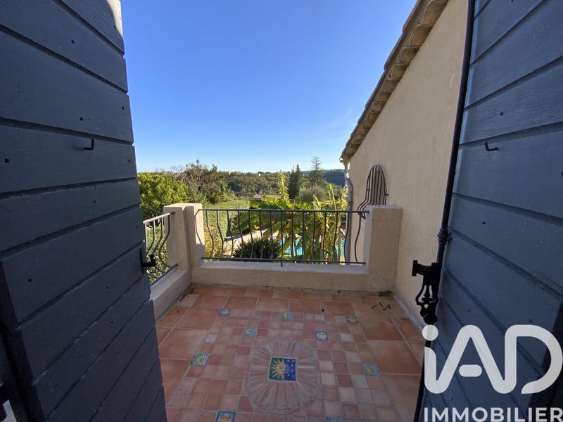 Maison - 210 m² - 8 pièces