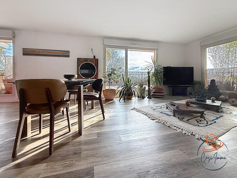 Appartement - 82 m² - 3 pièces