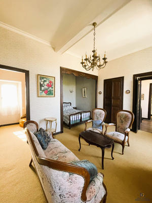 Maison - 161 m² - 5 pièces