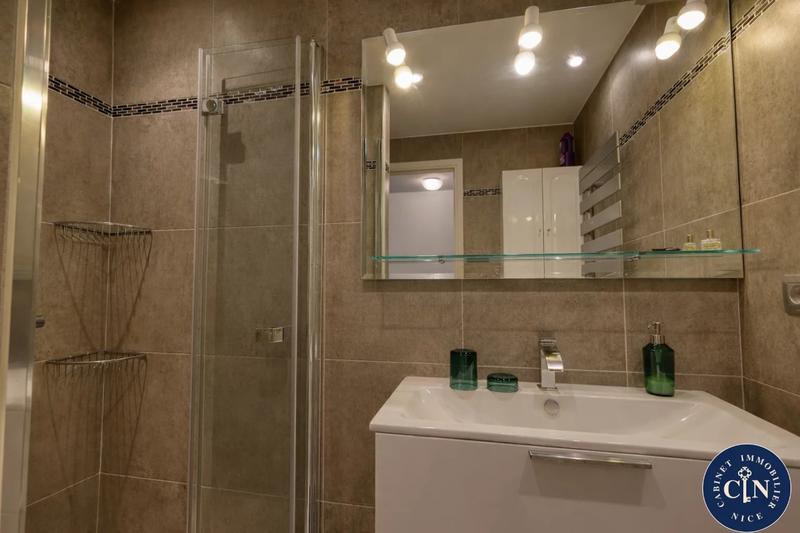 Appartement - 83 m² - 4 pièces