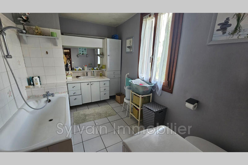 Maison - 100 m² - 6 pièces