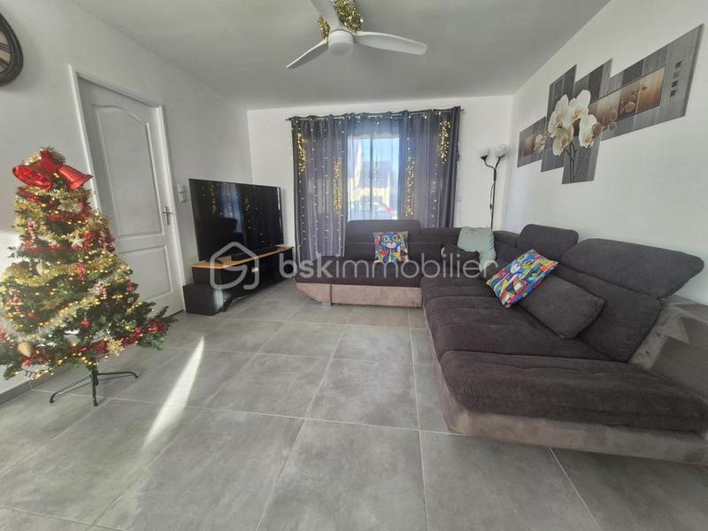 Maison - 101 m² - 5 pièces