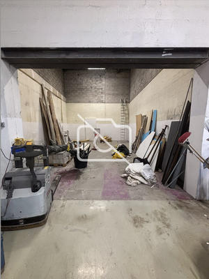 Entrepôt - 287 m²