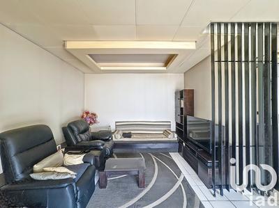 Maison - 182 m² - 3 pièces