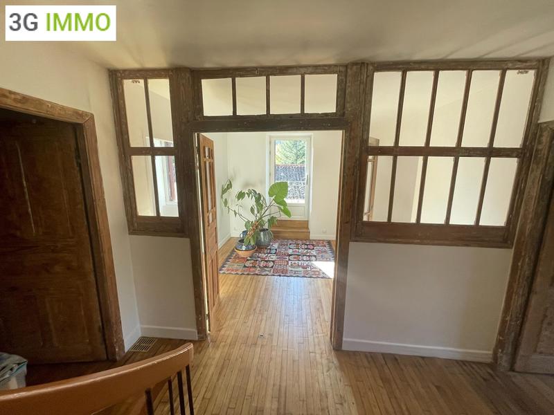 Maison - 172 m² - 9 pièces