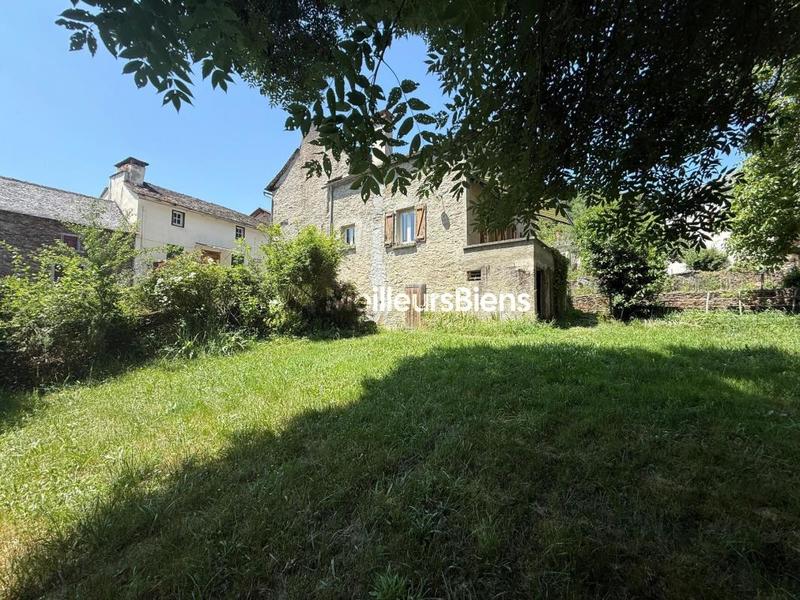 Maison - 180 m² - 8 pièces