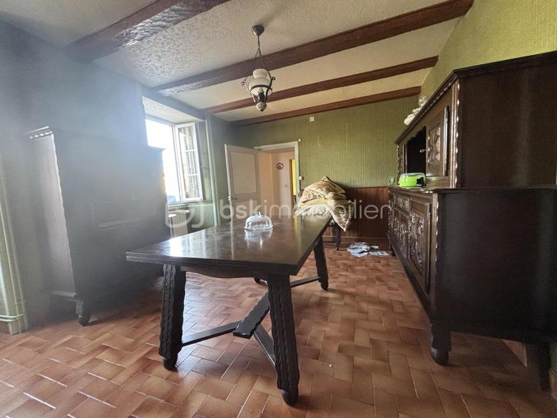 Maison ancienne - 177 m² - 8 pièces