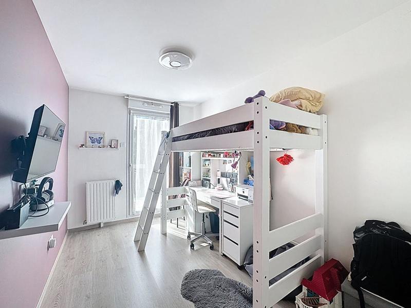 Appartement - 82 m² - 4 pièces