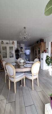 Appartement - 8 490 m² - 4 pièces