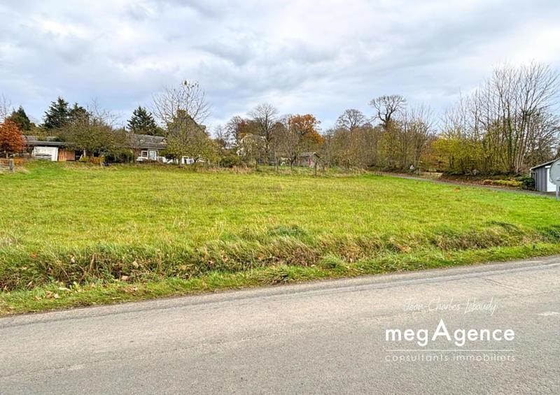 Terrain constructible - 1 109 m²