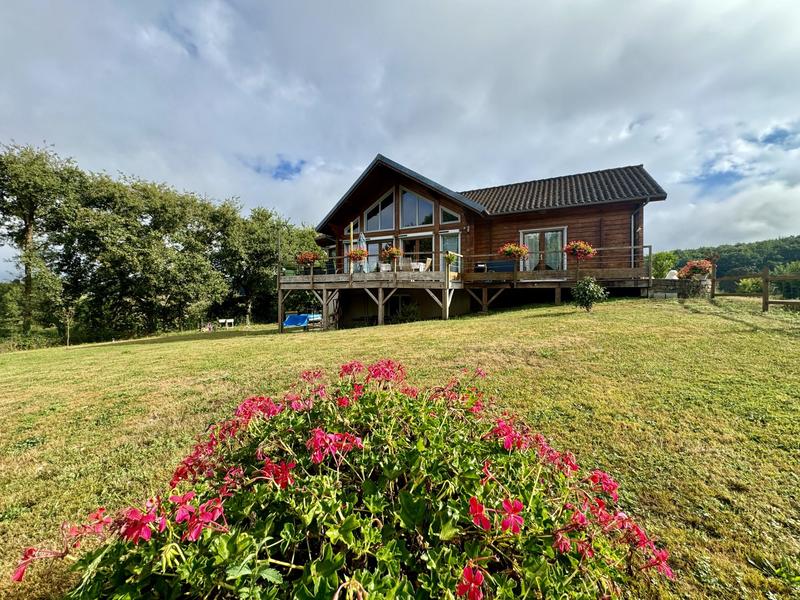 Maison - 130 m² - 4 pièces