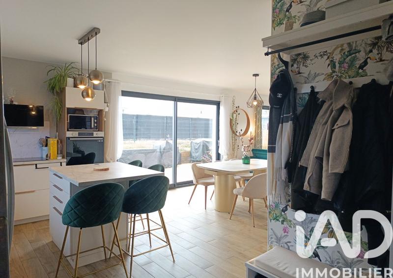 Maison - 93 m² - 4 pièces