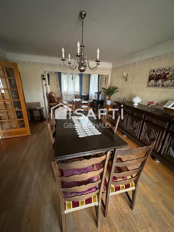 Maison - 120 m² - 7 pièces