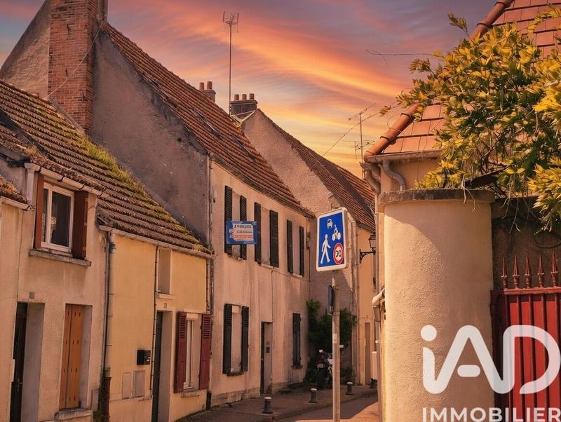 Appartement - 97 m² - 5 pièces