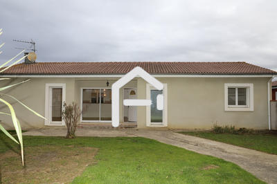 Maison - 96 m² - 4 pièces