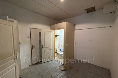 Local commercial - 18 m²