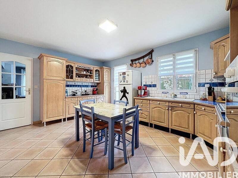 Maison - 148 m² - 8 pièces