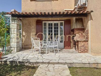 Maison - 144 m² - 6 pièces