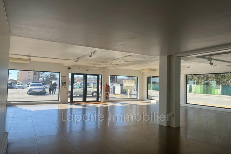 Local commercial - 670 m²