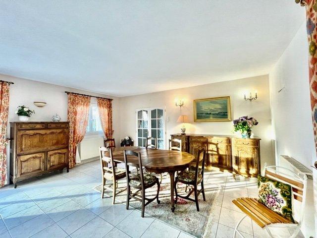 Maison d'architecte - 144 m² - 4 pièces