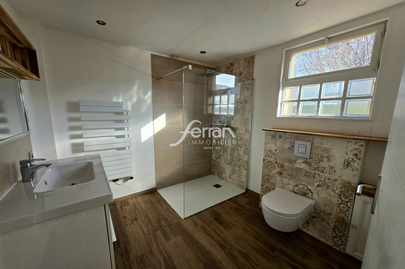 Appartement - 61 m² - 2 pièces