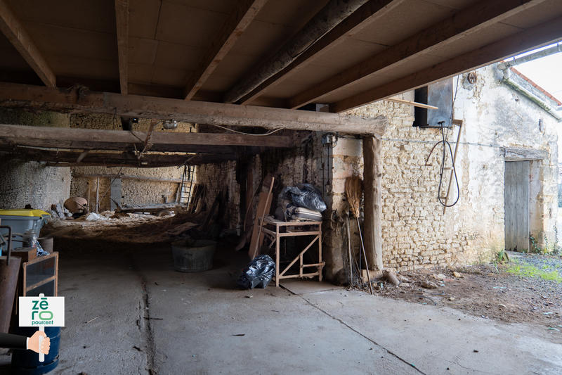 Maison - 300 m² - 3 pièces