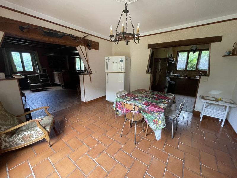 Maison traditionnelle - 245 m² - 6 pièces