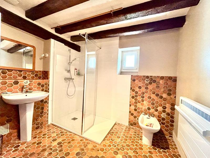 Demeure - 206 m² - 7 pièces