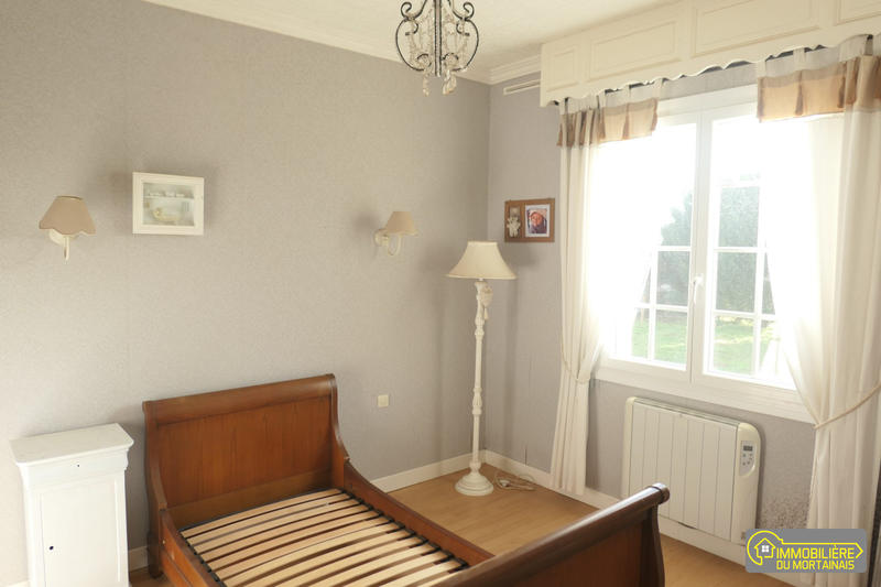 Maison - 171 m² - 7 pièces