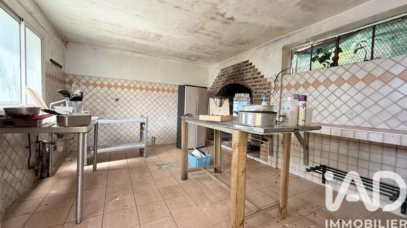 Maison - 205 m² - 8 pièces