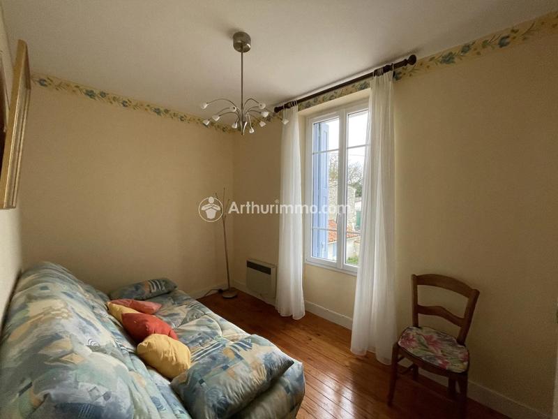 Maison - 117 m² - 12 pièces