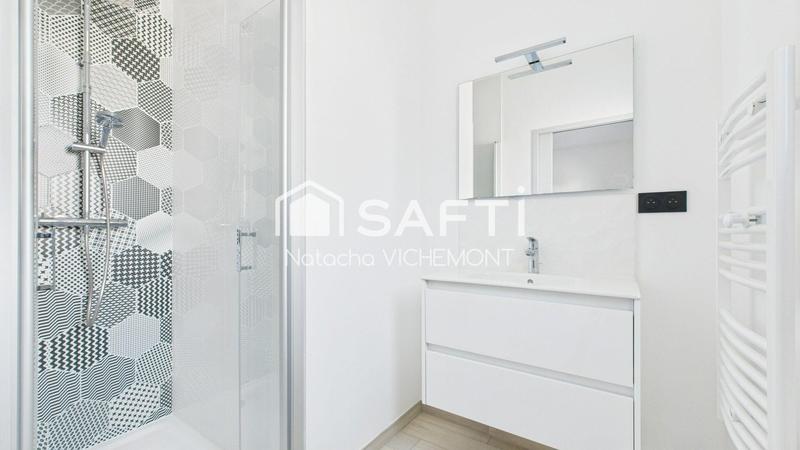 Maison - 223 m² - 5 pièces