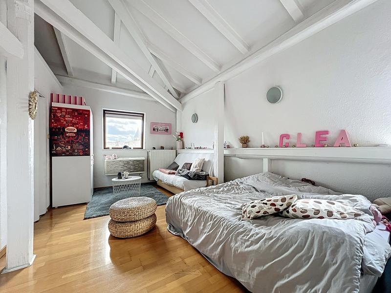 Appartement - 168 m² - 5 pièces