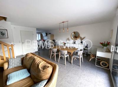 Maison - 100 m² - 4 pièces