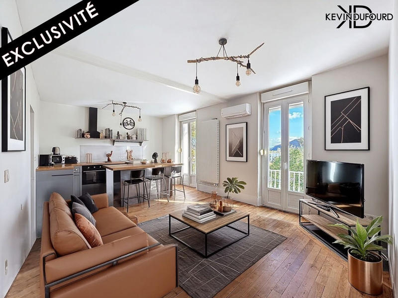 Appartement - 82 m² - 4 pièces