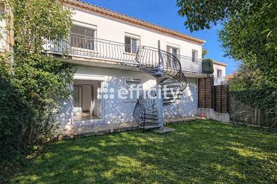 Villa - 143 m² - 7 pièces