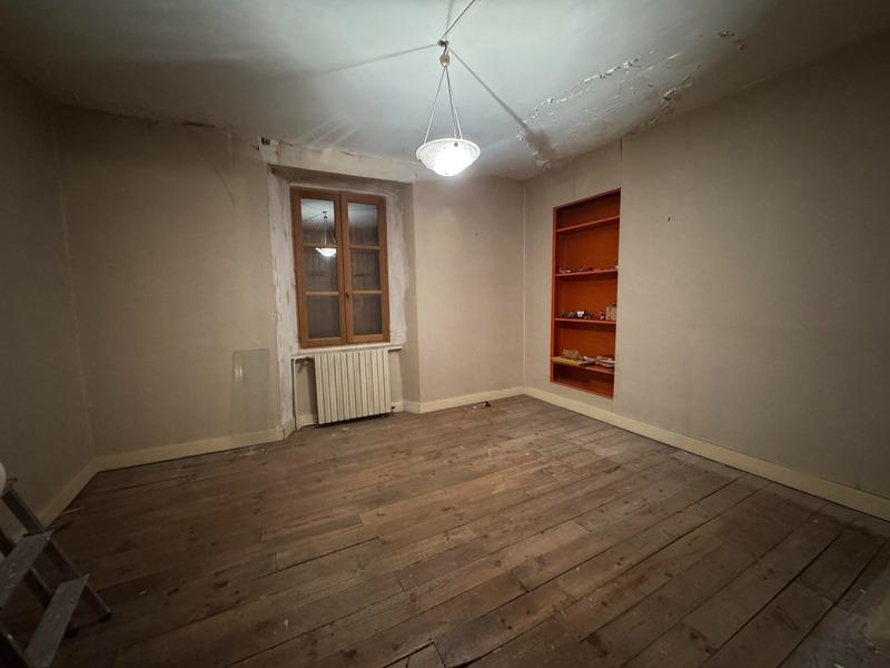 Maison - 257 m² - 11 pièces