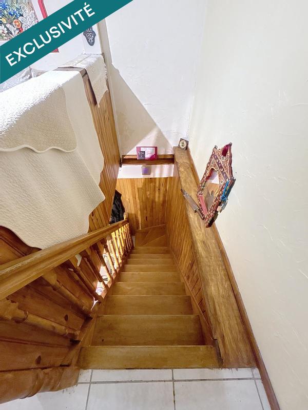 Maison - 93 m² - 5 pièces