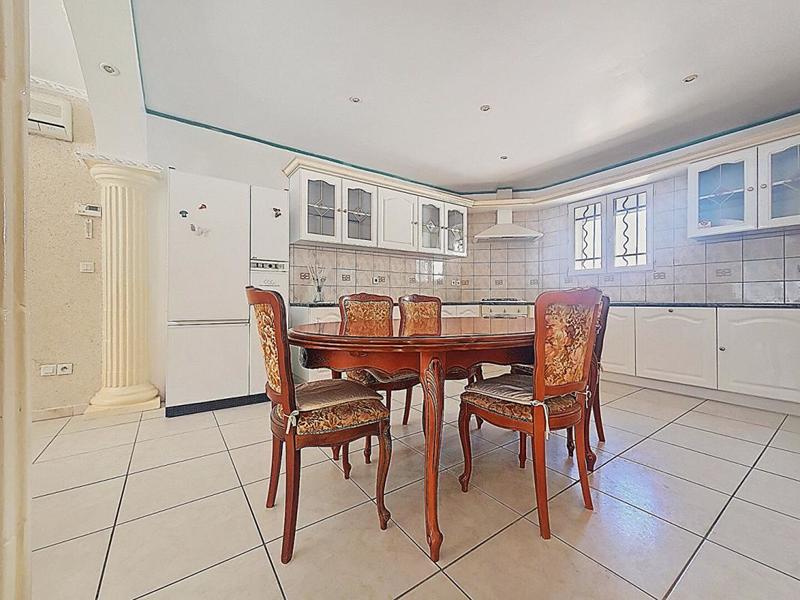 Villa - 120 m² - 4 pièces