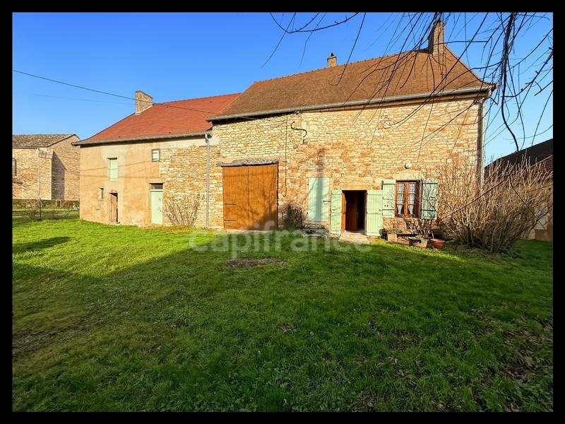 Maison en pierre - 44 m² - 2 pièces