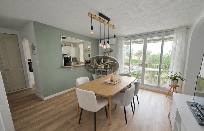 Appartement - 99 m² - 6 pièces